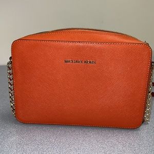 Michael Kors - Jet Set Camera Bag